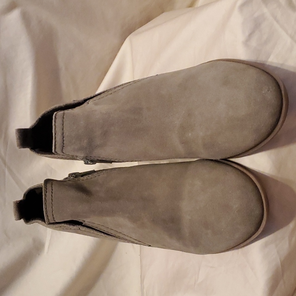 Diba Ankle Boots w/Zippered Sides SZ 6